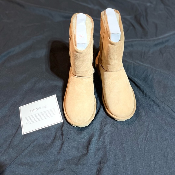 UGG Tan Suede Boots - Picture 4 of 5